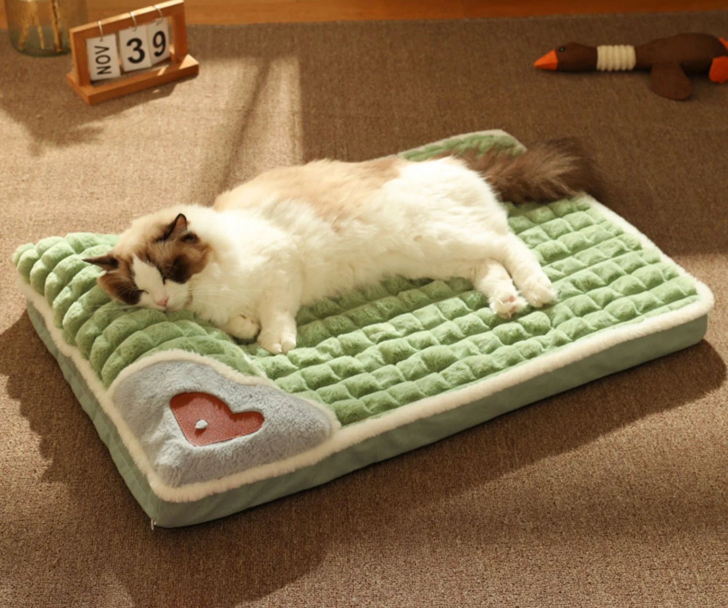 Warm Dog Mat Luxury Sofa for Small Medium Dogs
